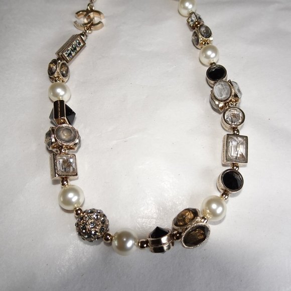 Chanel Pearl Crystal Necklace Vintage - Picture 1 of 14